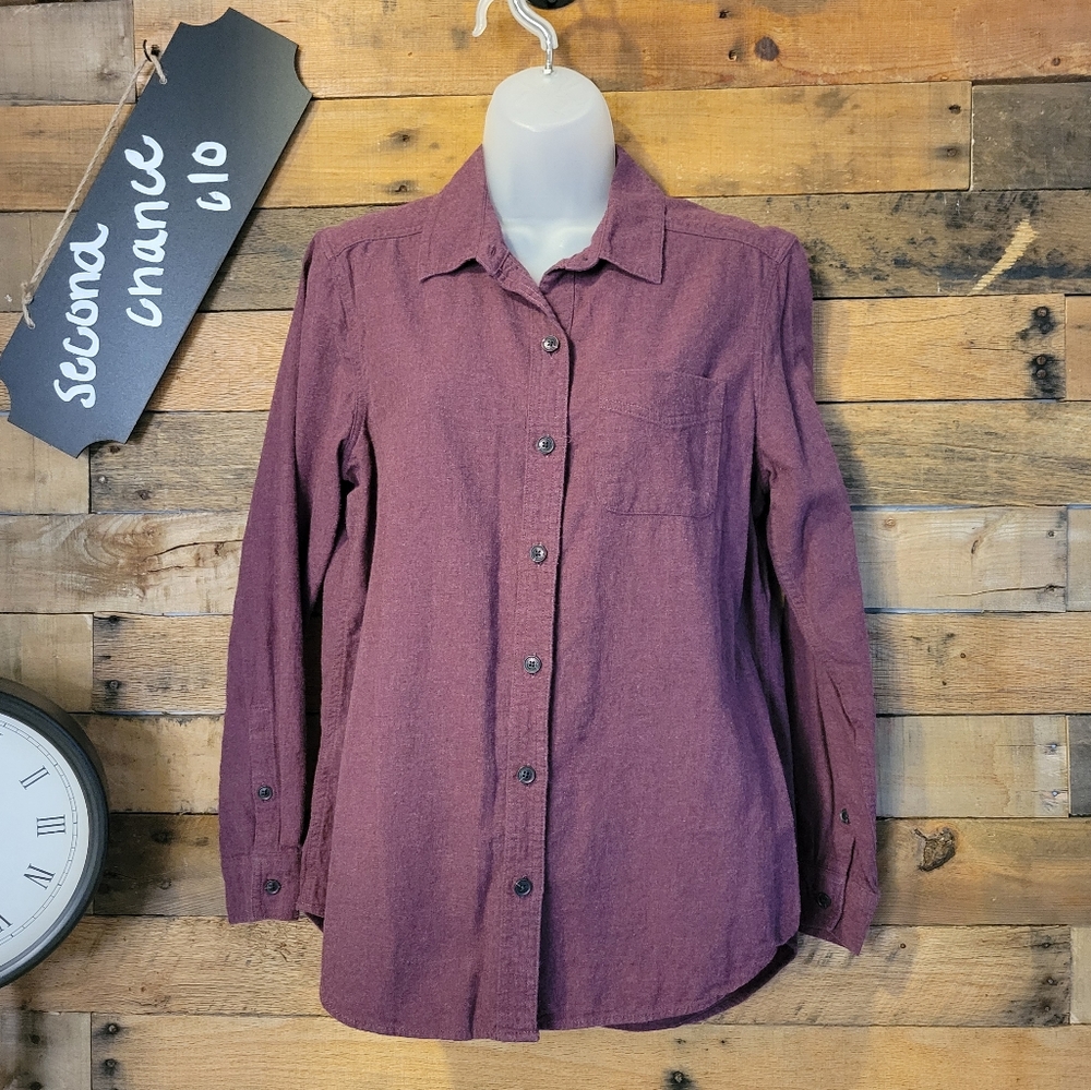 SALE-Eddie Bauer women's plum colored button up top size medium